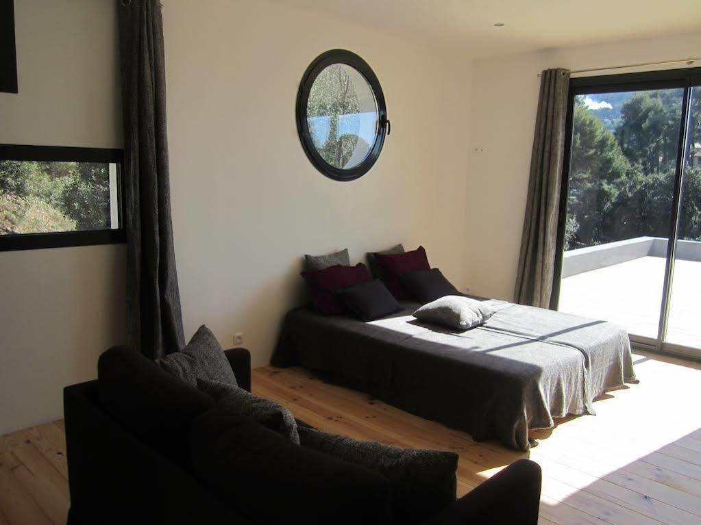 By Cassis Chambre Privee Dans Maison Familiale Eksteriør bilde